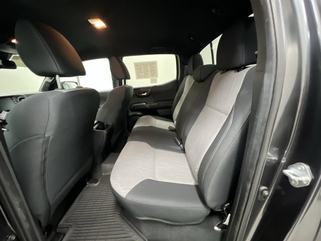 Certified 2022 Toyota Tacoma TRD Sport AWD/4WD image 23