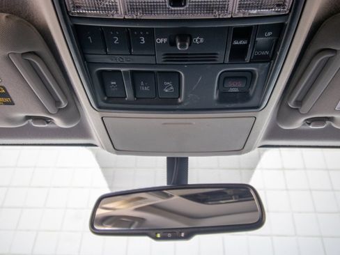 Used 2016 Toyota 4Runner Limited AWD/4WD image 40