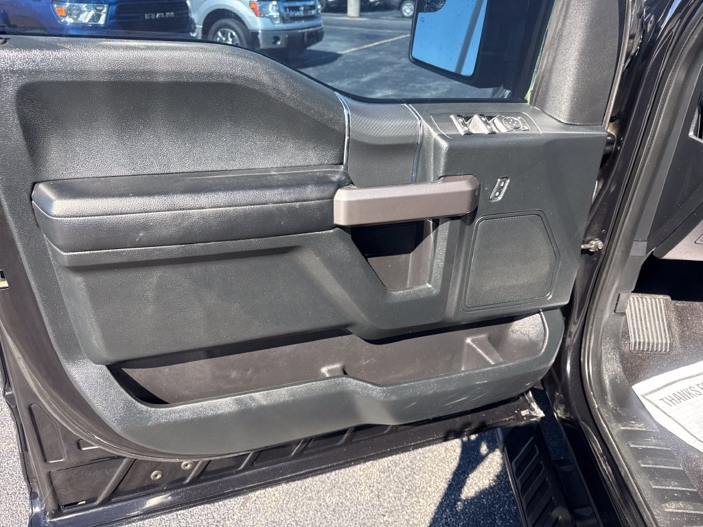 Used 2020 Ford F150 XLT w/ Equipment Group 302A Luxury AWD/4WD image 33