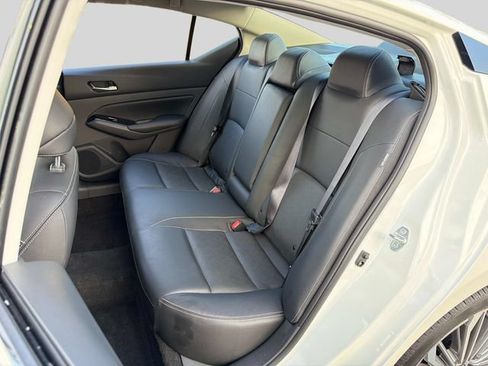 Certified 2025 Nissan Altima 2.5 SL FWD image 15