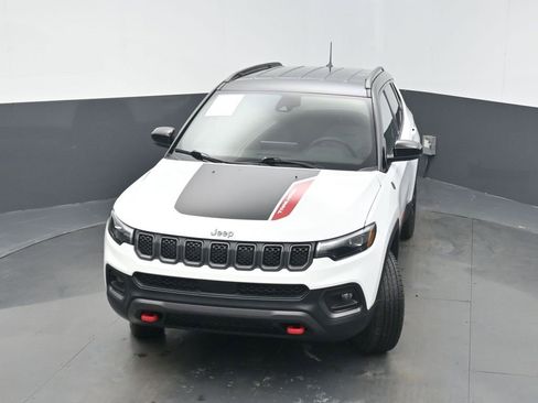 Certified 2023 Jeep Compass Trailhawk w/ Trailhawk Elite Group image 40