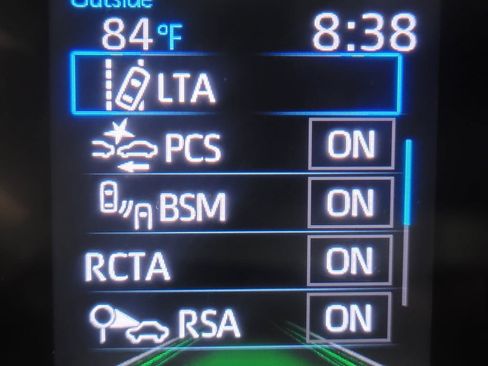Certified 2020 Toyota RAV4 XLE Premium AWD/4WD image 21