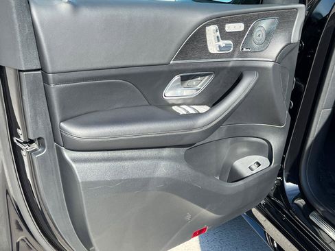 Used 2025 Mercedes-Benz GLE 350 4MATIC image 10