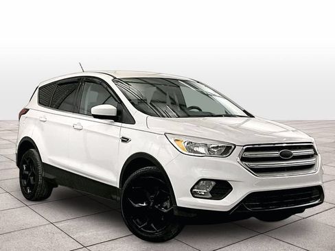 Used 2019 Ford Escape SE AWD/4WD image 3