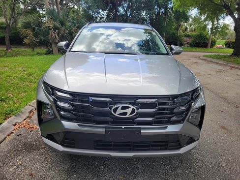 Used 2026 Hyundai Tucson SEL FWD image 2