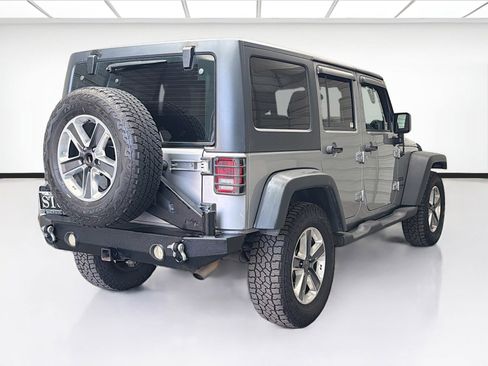 Used 2018 Jeep Wrangler Unlimited Sport w/ Connectivity Group AWD/4WD image 4