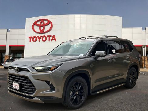 New 2026 Toyota Grand Highlander Limited image 1