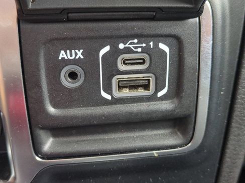 Used 2024 Jeep Wrangler Unlimited Rubicon 4xe AWD/4WD image 23