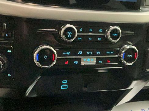 Certified 2022 Ford F150 XLT w/ Equipment Group 302A High image 13