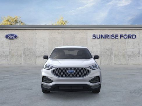 New 2024 Ford Edge SE image 6