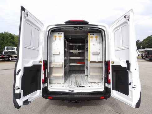 Used 2020 Ford Transit 250 Medium Roof AWD image 39