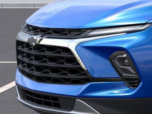 New 2026 Chevrolet Blazer LT AWD/4WD image 13