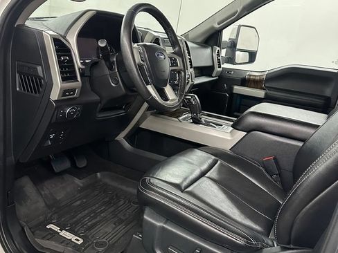 Used 2020 Ford F150 Lariat w/ Equipment Group 502A Luxury AWD/4WD image 10
