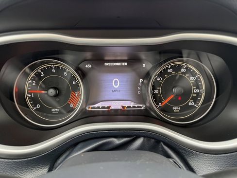 Used 2015 Jeep Cherokee Limited w/ Luxury Group image 21