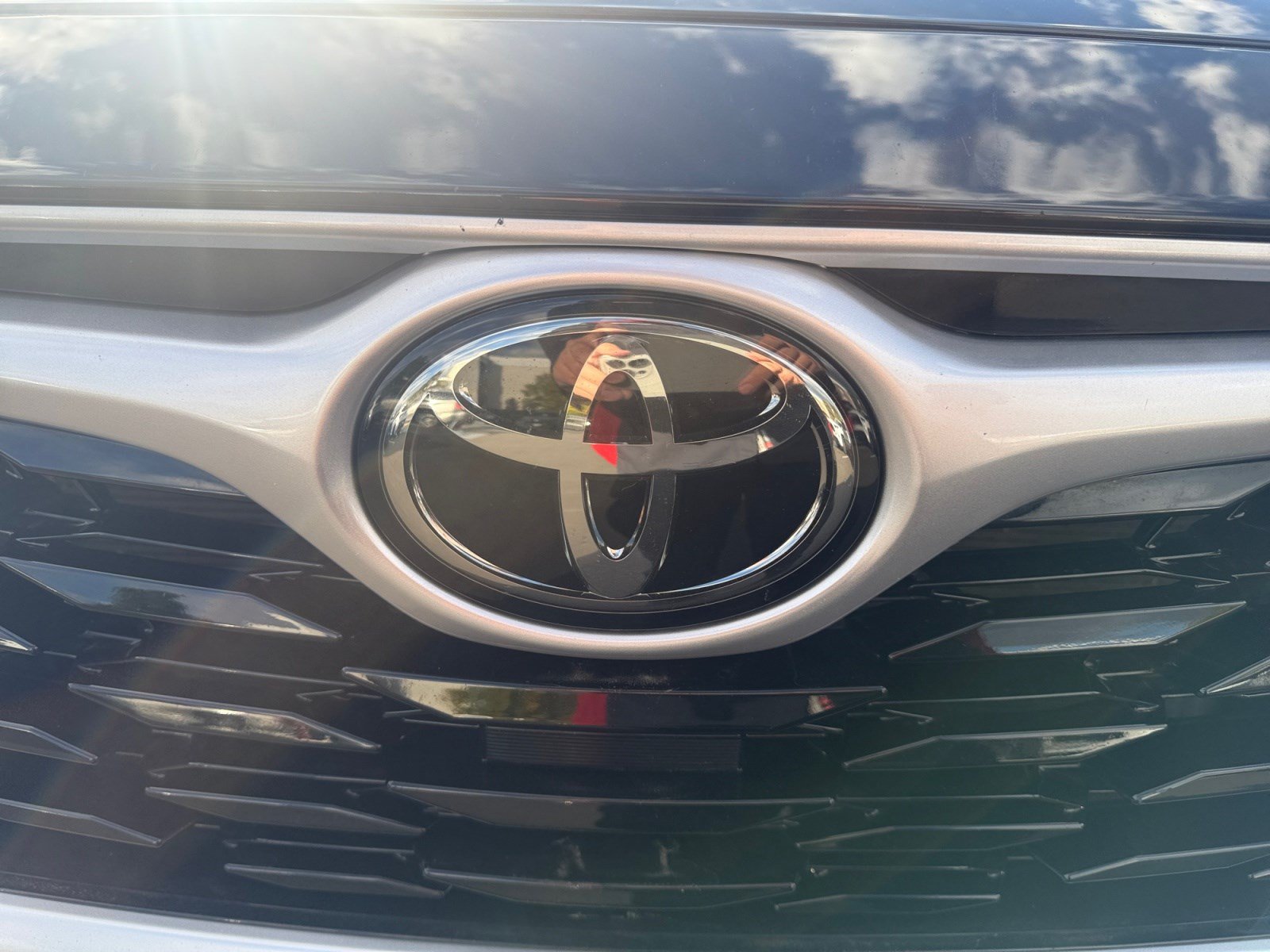 Used 2021 Toyota Highlander XLE FWD image 22
