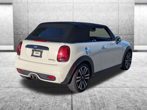 Used 2021 MINI Cooper S FWD image 5