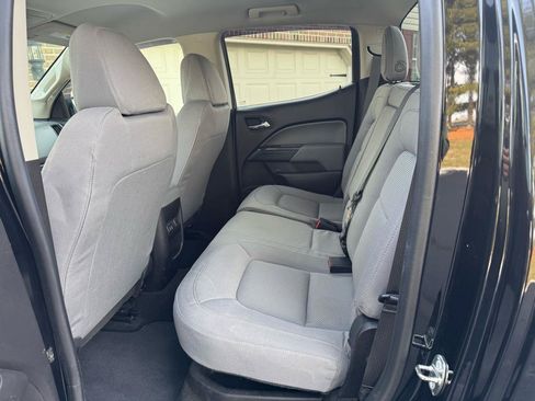 Used 2016 Chevrolet Colorado LT AWD/4WD image 12