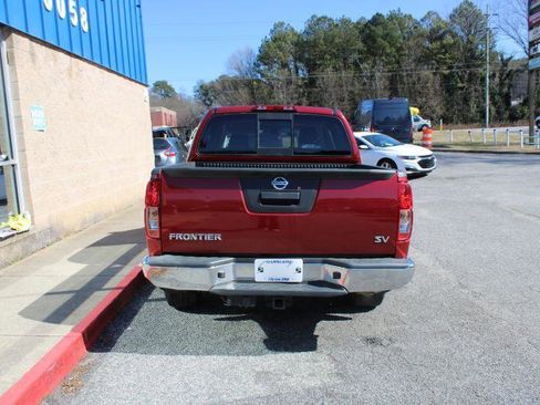 Used 2021 Nissan Frontier SV w/ SV Utility Package image 5