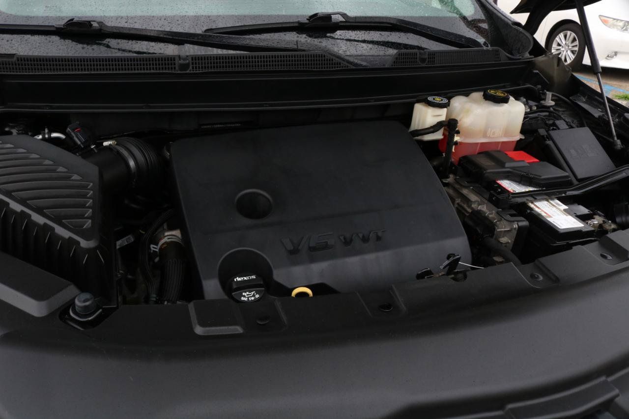 Used 2019 Buick Enclave Essence AWD/4WD image 51