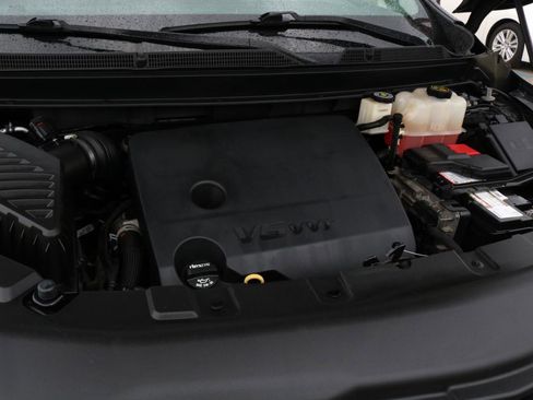 Used 2019 Buick Enclave Essence AWD/4WD image 51
