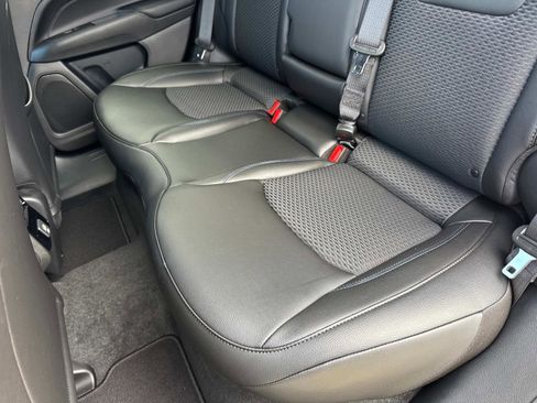 New 2026 Jeep Compass Latitude image 12