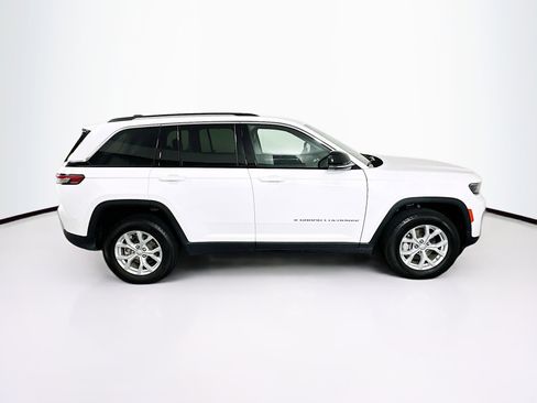 Used 2023 Jeep Grand Cherokee Limited w/ Luxury Tech Group II RWD image 10