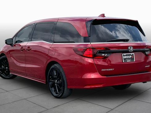 Used 2024 Honda Odyssey Sport image 12