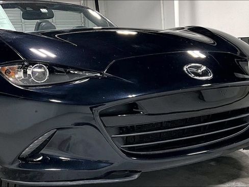 Used 2018 MAZDA MX-5 Miata Grand Touring image 32