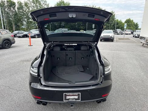 Used 2020 Porsche Macan GTS AWD/4WD image 10