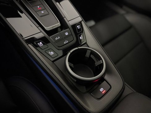 Used 2025 Porsche 911 Carrera S image 27