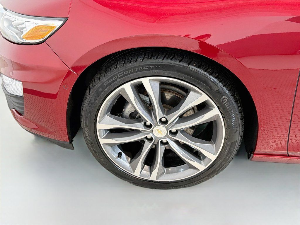 Used 2021 Chevrolet Malibu Premier FWD image 32