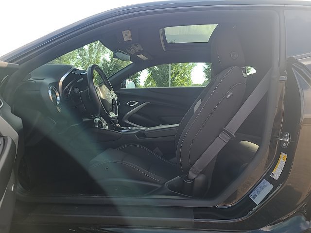 Used 2023 Chevrolet Camaro LT w/ Technology Package RWD image 12