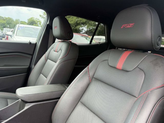 Certified 2024 Chevrolet Trax RS FWD image 12
