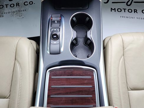 Used 2016 Acura MDX FWD image 19