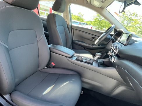 Used 2025 Nissan Sentra S FWD image 18