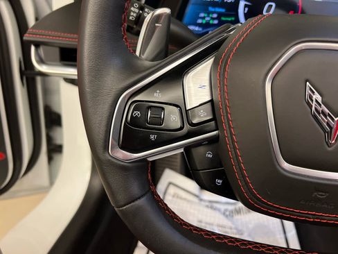 Used 2024 Chevrolet Corvette Stingray Premium Conv w/ Z51 Performance Package image 24