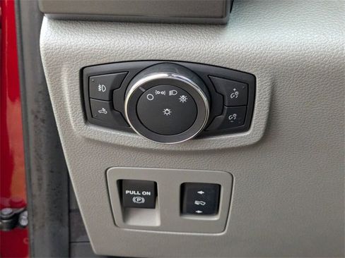 Used 2018 Ford F150 XLT w/ Equipment Group 302A Luxury image 23