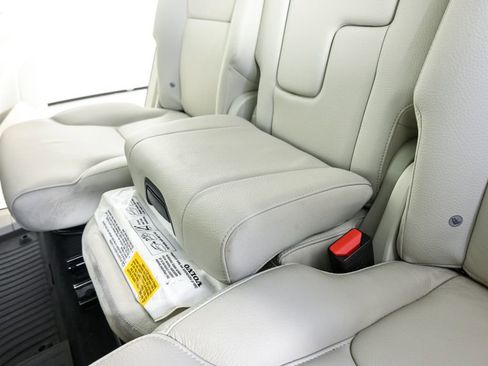 Certified 2023 Volvo XC90 B6 Plus w/ Protection Package Premier AWD/4WD image 24