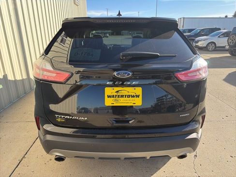 Used 2024 Ford Edge Titanium image 6