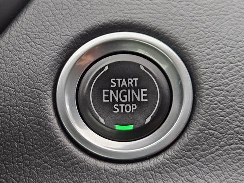 Used 2022 Cadillac XT4 Sport image 23