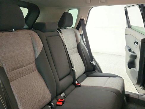 Used 2023 Nissan Rogue SV AWD/4WD image 28