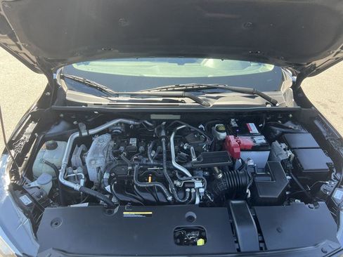 Used 2021 Nissan Sentra SV image 9