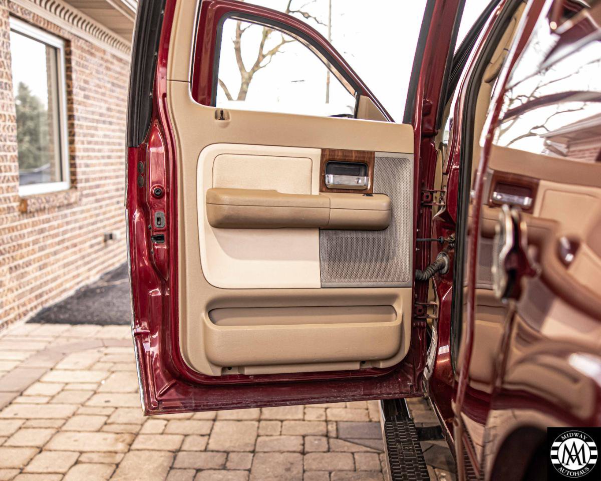 Used 2004 Ford F150 4x4 SuperCrew image 24