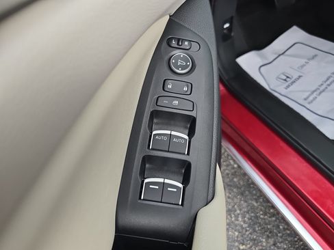 Used 2021 Honda Accord EX image 14