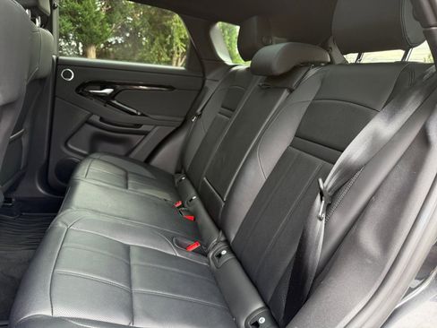 Used 2024 Land Rover Range Rover Evoque S image 35