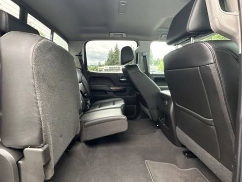 Used 2019 GMC Sierra 2500 SLT w/ Duramax Plus Package AWD/4WD image 13