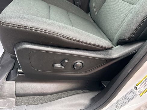 Used 2023 RAM 1500 Big Horn AWD/4WD image 9