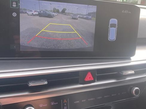 Used 2025 Kia Sorento S w/ Panoramic Sunroof Package FWD image 6