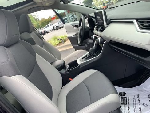 Certified 2024 Toyota RAV4 XLE w/ Convenience Package FWD image 14