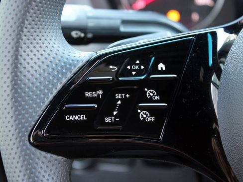 Used 2025 Mercedes-Benz Sprinter 2500 image 14